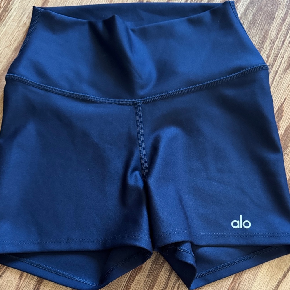ALO Yoga Women's Deep Blue Athletic Shorts